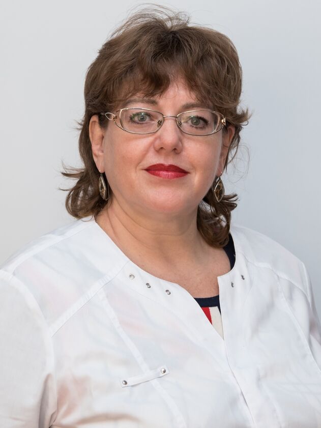 Doctor Plastic surgeon Mária Cserny
